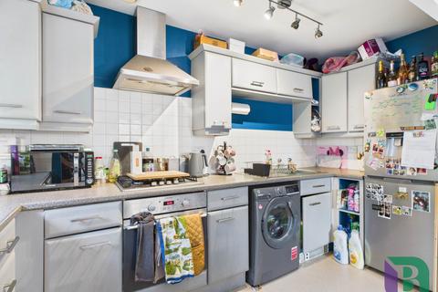 14 Cable Crescent, Woburn Sands, Milton Keynes, MK17 8GG