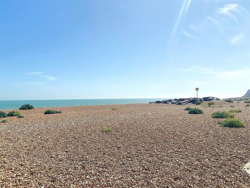 Beach Hut 19 Glyne Gap - View2.jpg