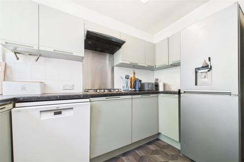 3 bedroom townhouse for sale, Boulters Court, Maidenhead, Berkshire, SL6