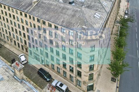 2 bedroom flat to rent, Broadgate House, Broad Street, Bradford, West Yorkshire, BD1
