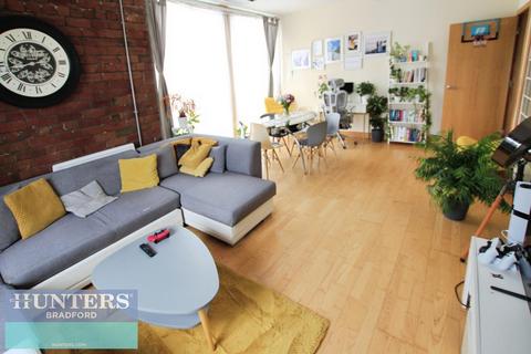 2 bedroom flat to rent, Broadgate House, Broad Street, Bradford, West Yorkshire, BD1