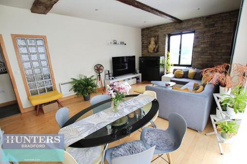 2 bedroom flat to rent, Broadgate House, Broad Street, Bradford, West Yorkshire, BD1