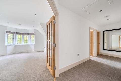 undefined, Sheerwater Road, West Byfleet, KT14