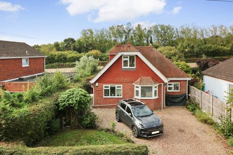 3 bedroom detached house for sale, Bekesbourne Hill, Bekesbourne, Canterbury, Kent, CT4