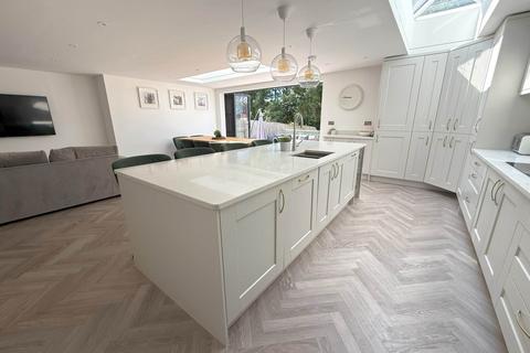 5 bedroom detached house for sale, Marcus Road, Exmouth