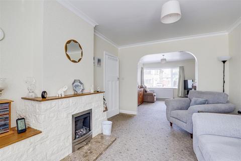 3 bedroom semi-detached house for sale, Barlock Road, Basford NG6