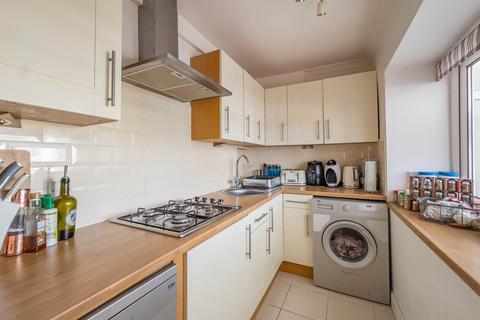 2 bedroom terraced house for sale, Bradford Road, Cleckheaton