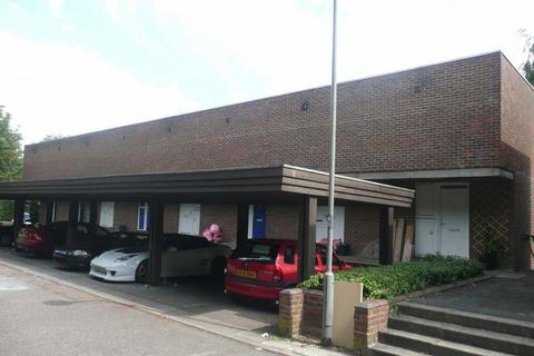 undefined, Old Groveway, Milton Keynes MK6