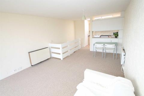 undefined, Old Groveway, Milton Keynes MK6