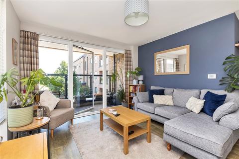 2 bedroom apartment for sale, Overhill Close, Trumpington, Cambridge, Cambridgeshire
