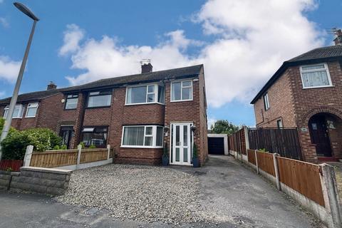 3 bedroom semi-detached house for sale, Highcroft Avenue, Bispham FY2