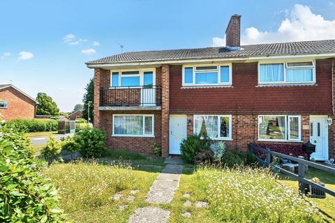 2 bedroom maisonette for sale, Britten Road, Brighton Hill