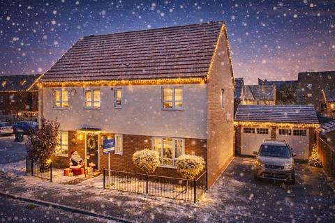 4 bedroom detached house for sale, Strathspey Gate, Broughton, Milton Keynes
