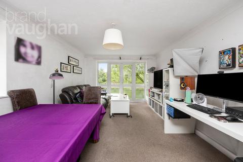 2 bedroom flat for sale, Park Manor, London Road, Preston, Brighton, BN1