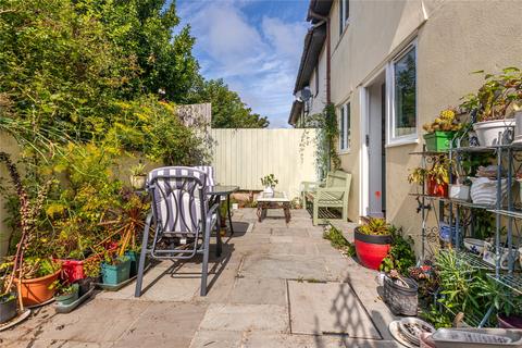 4 bedroom semi-detached house for sale, Berry Close,