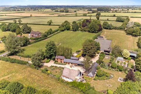 5 bedroom equestrian property for sale, Meadle, Aylesbury, Buckinghamshire, HP17