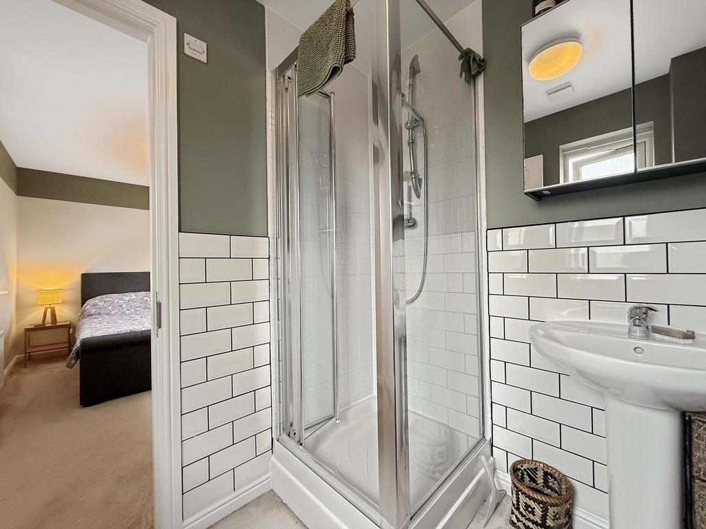 Master En-Suite