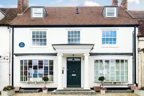 1 bedroom apartment for sale, Flat 3 Devoncroft House, 85 High Street, Esher, Surrey, KT10 9QA