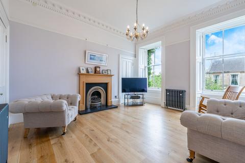 2 bedroom flat for sale, 1 Queen Square, Flat 2/1, Strathbungo, Glasgow, G41 2BG