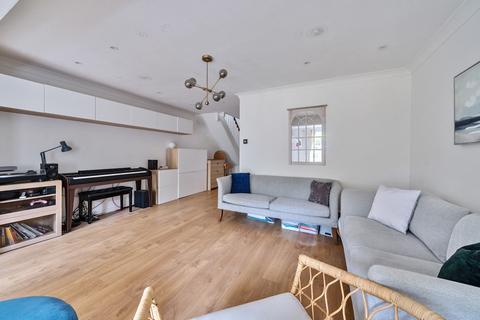 undefined, Woking, Surrey, GU22