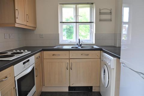 2 bedroom apartment to rent, Addington Court, Exeter