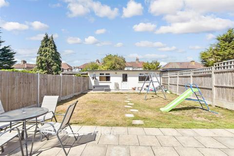 4 bedroom end of terrace house for sale, Devonshire Road, Hornchurch, Essex