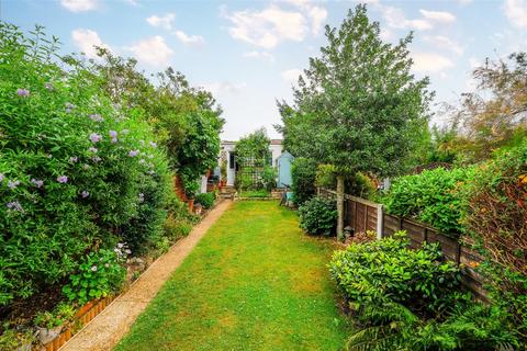 70 Uplands Road, Woodford Green, IG8 8JW
