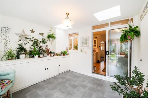 70 Uplands Road, Woodford Green, IG8 8JW
