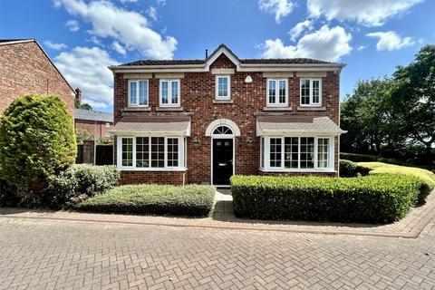 Castle Lodge Gardens, Rothwell, Leeds