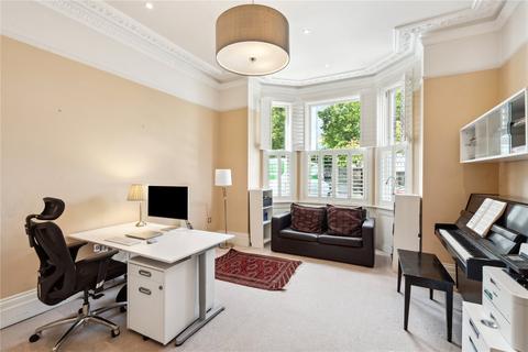 undefined, Mortlake Road, Richmond, TW9