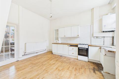 17 Bence Road, Preston, PR1 4NN