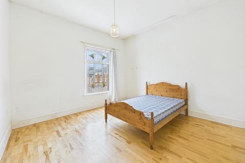 17 Bence Road, Preston, PR1 4NN