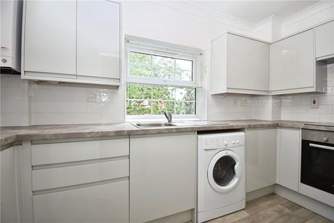 2 bedroom apartment for sale, Grosvenor Court, Montfort Close, Romsey, Hampshire