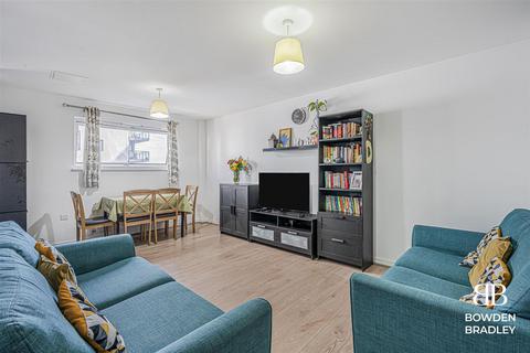 2 bedroom flat for sale, Axon Place, Choice View Centreway Apartments Axon Place, IG1
