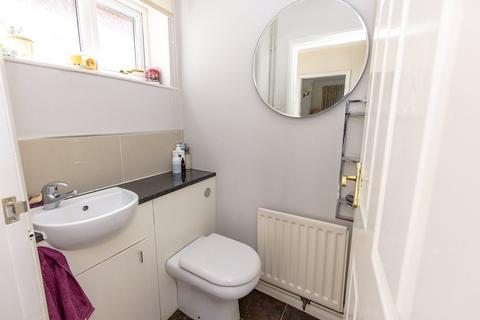 undefined, Suffolk Close, Oldbury, West Midlands, B68