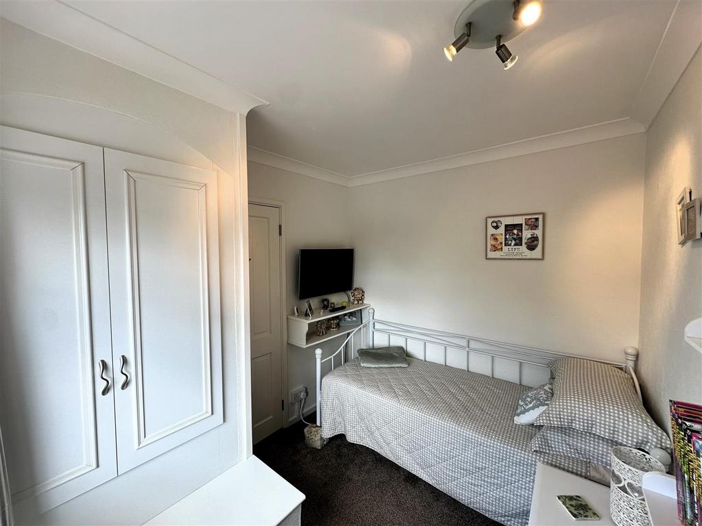 Bedroom3.jpg