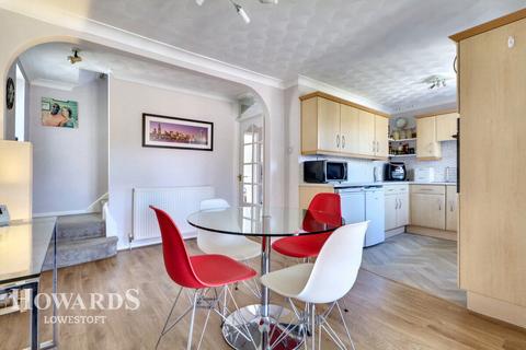 4 bedroom detached house for sale, Orchard Croft, Carlton Colville