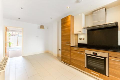 6 Gordon Road, Winchester, SO23 7DD