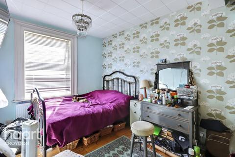 undefined, Beulah Grove, Croydon