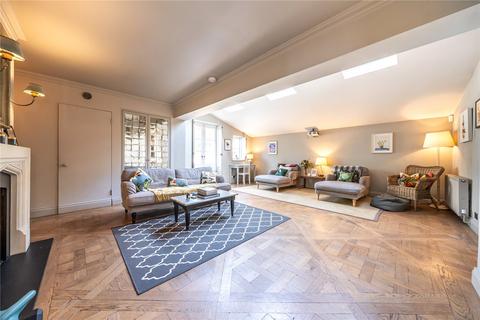 74 Orbel Street, London, SW11 3NY