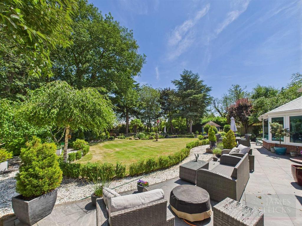 Rear garden