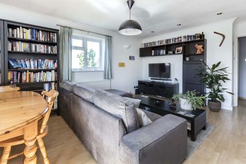 2 bedroom flat for sale, Alexandria Road, London W13