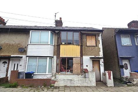 2 bedroom end of terrace house for sale, Hodder Avenue, Blackpool FY1