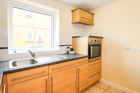 1 bedroom apartment for sale, Avenue Road, Lymington, Hampshire, SO41