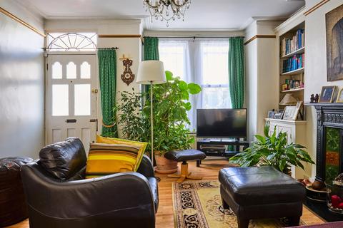 23 Geraldine Road, London, W4 3PA