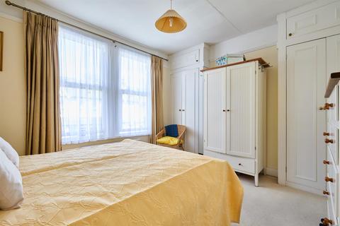 23 Geraldine Road, London, W4 3PA