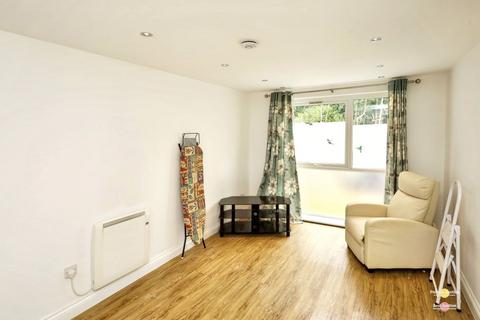 1 bedroom flat for sale, Trinity Street, Enfield EN2