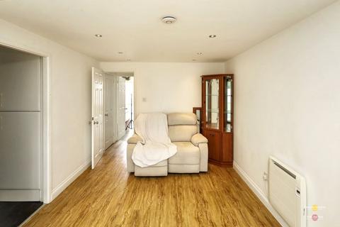 34 Trinity Street, Enfield, EN2 6NS