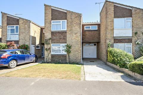 3 bedroom terraced house for sale, Webb Close, Pagham, PO21