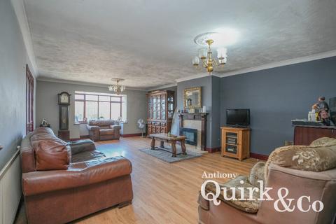 3 bedroom detached bungalow for sale, Long Road, Canvey Island, SS8